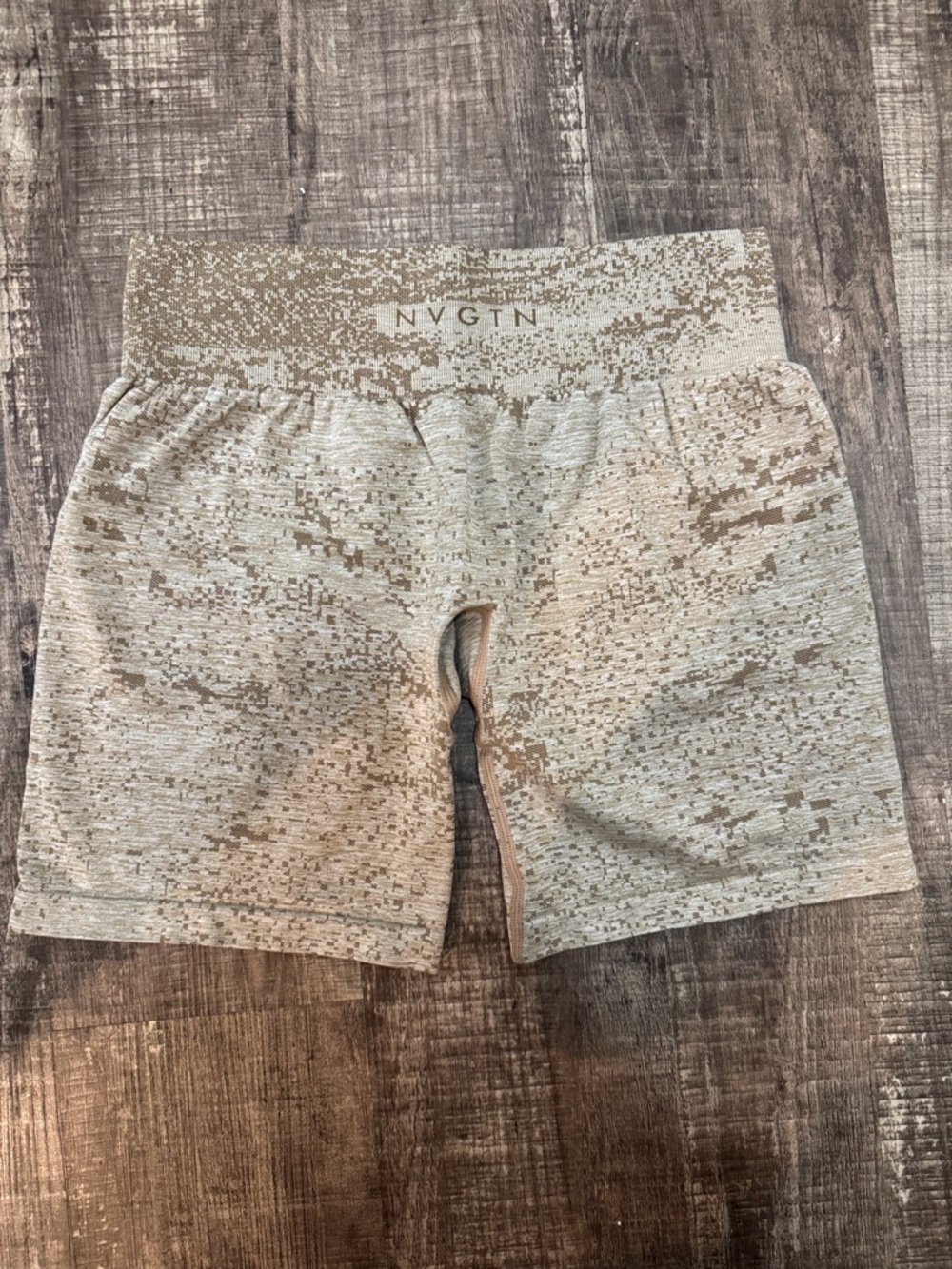 NVGTN Beige Digital Seamless Workout Shorts- Size M